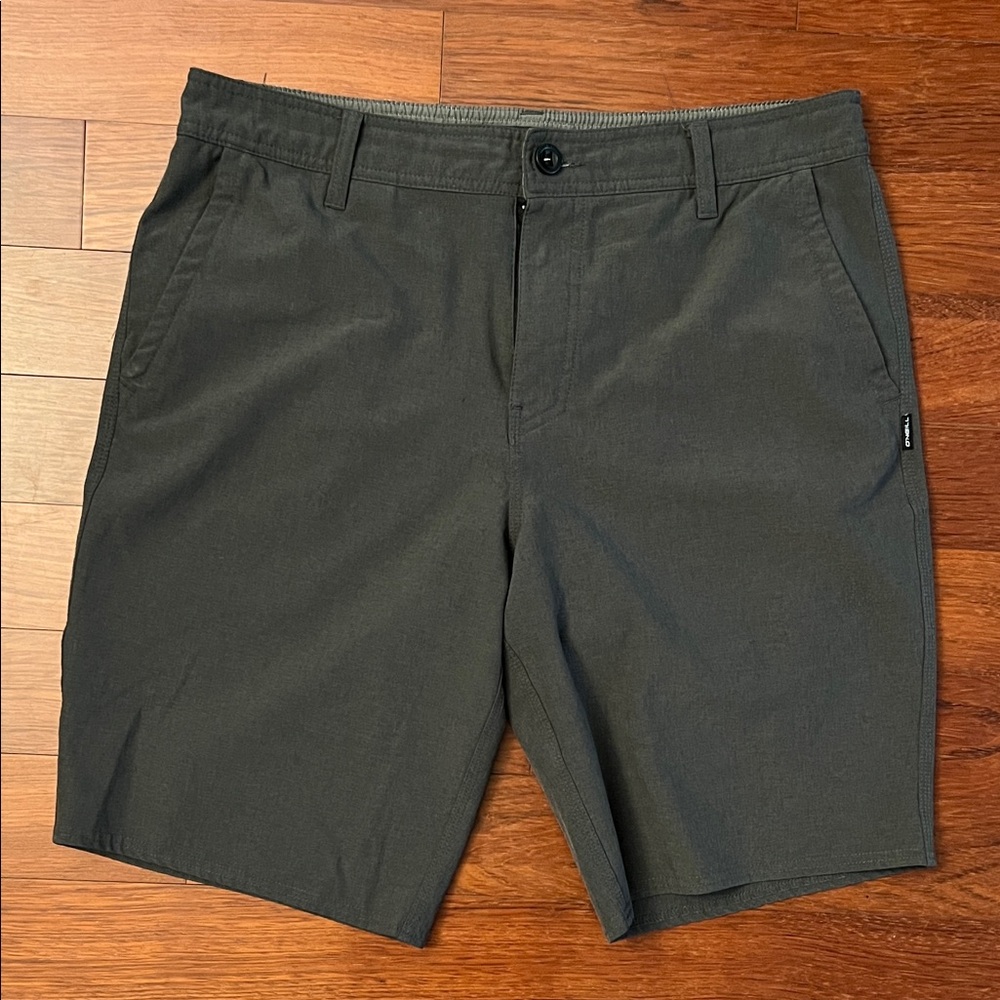 ⭐️ O'Neill Gray Flat Front Shorts